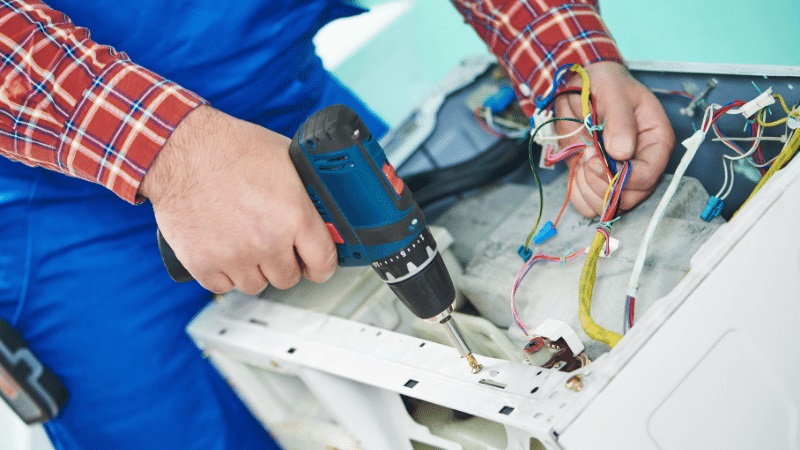 Pursaklar İmmergas İmmergas çamaşır makinesi kart tamiri – Su almama arızası orijinal parça ile giderildi. - Teknik servis örneği